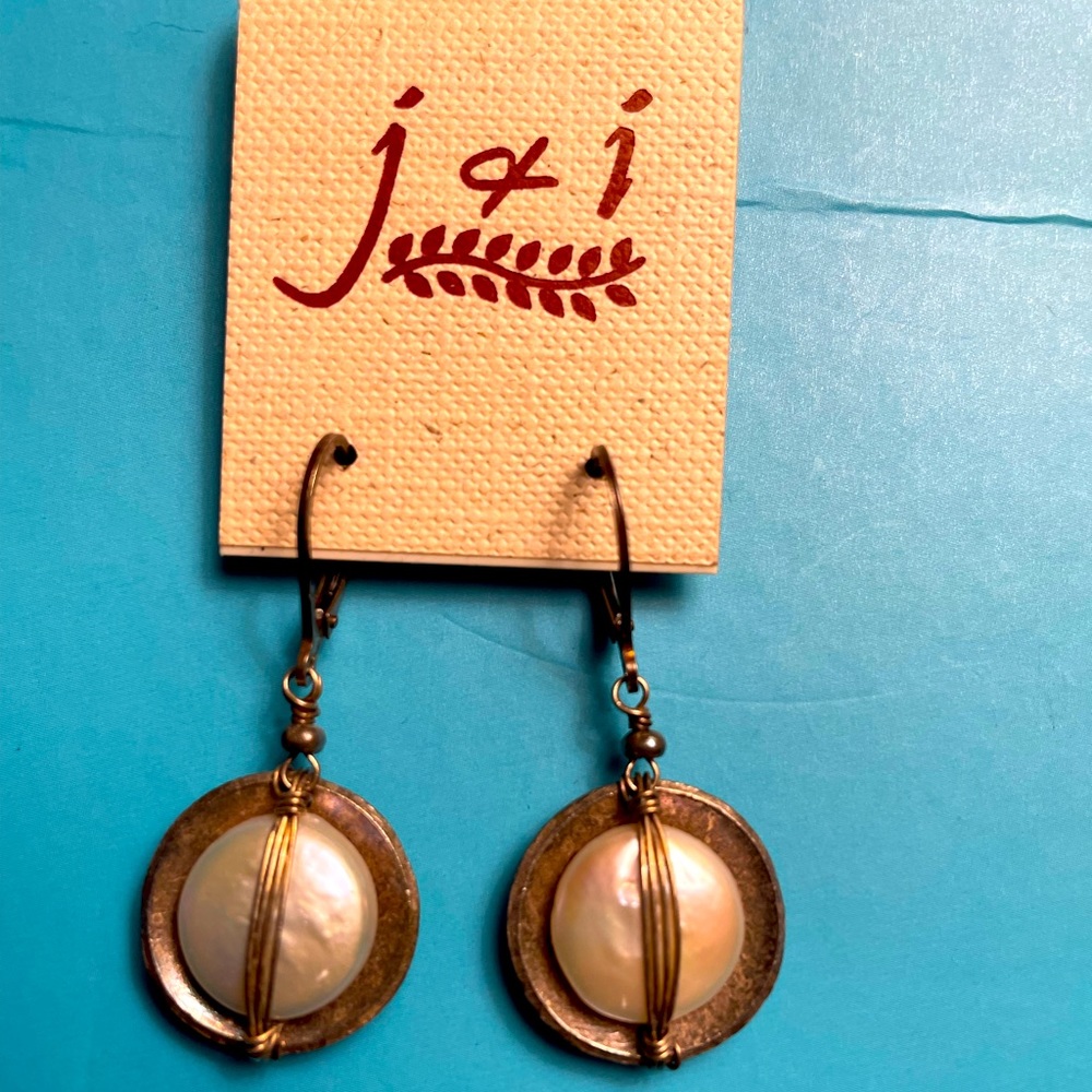 💖J&I Dangle Copper &Faux pearl earrings 💖